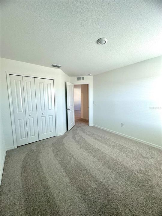 For Rent: $2,400 (3 beds, 2 baths, 1851 Square Feet)