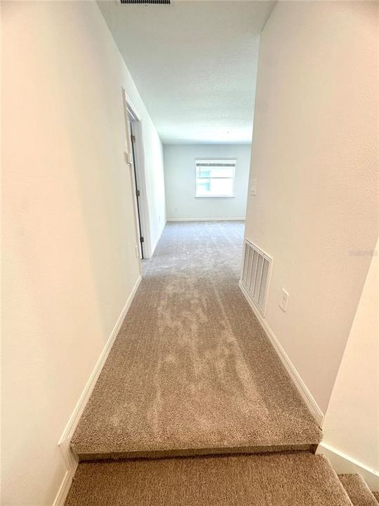 For Rent: $2,400 (3 beds, 2 baths, 1851 Square Feet)