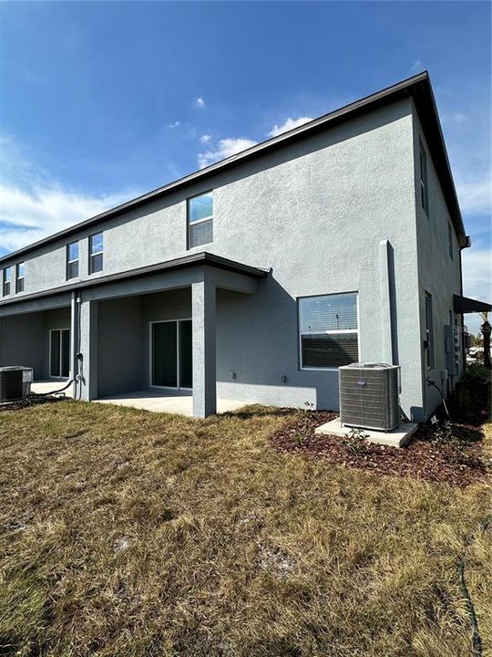 For Rent: $2,400 (3 beds, 2 baths, 1851 Square Feet)