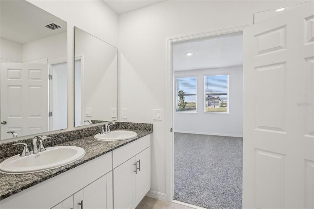 For Sale: $312,105 (4 beds, 2 baths, 1607 Square Feet)