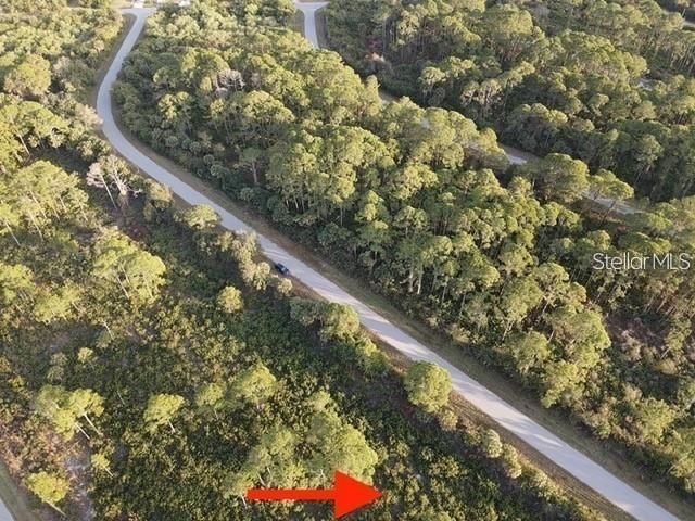 待售: $13,400 (0.23 acres)