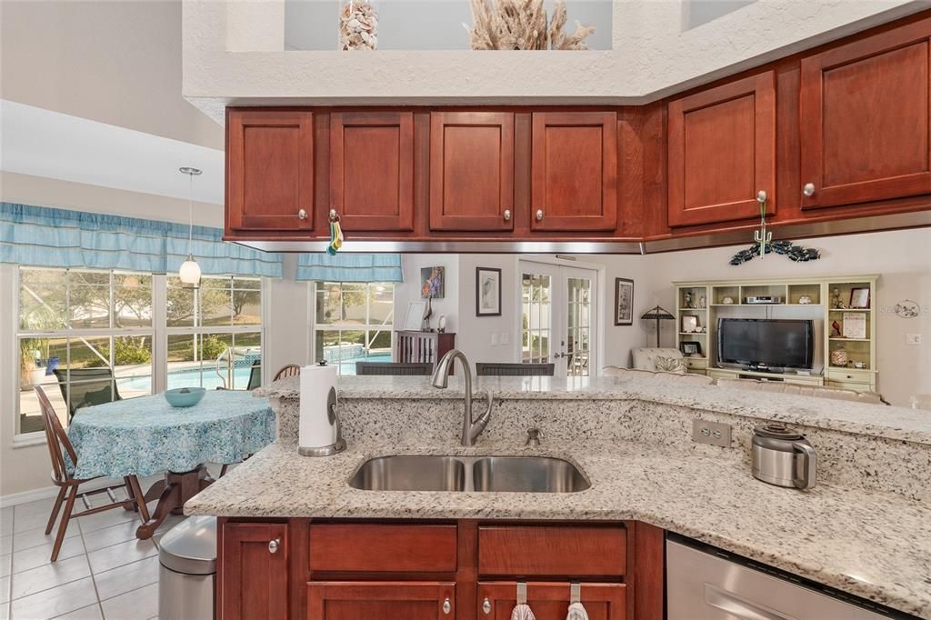 Active With Contract: $377,000 (3 beds, 2 baths, 1929 Square Feet)