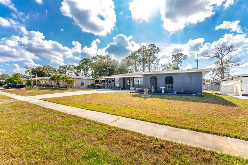 待售: $199,000 (3 贝兹, 2 浴室, 1333 平方英尺)