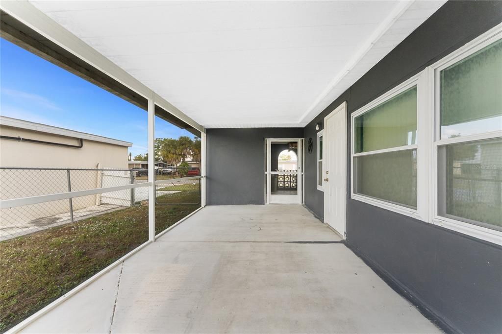 待售: $199,000 (3 贝兹, 2 浴室, 1333 平方英尺)