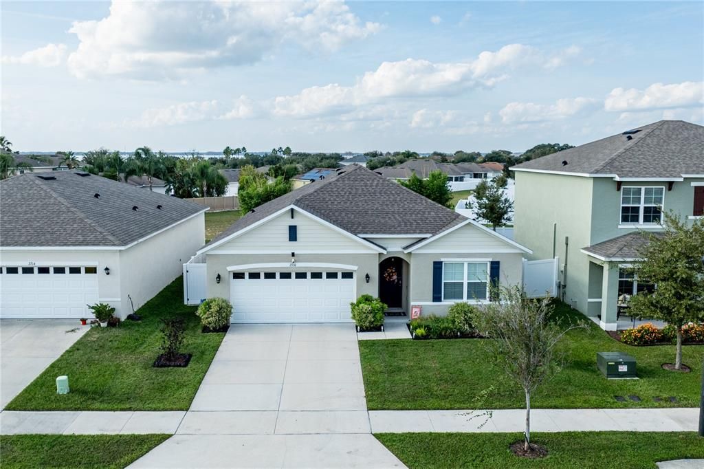 For Sale: $369,000 (4 beds, 2 baths, 1867 Square Feet)