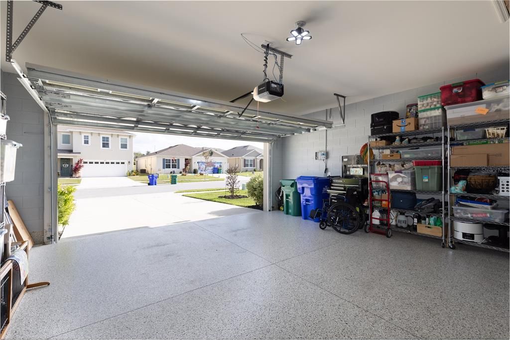 For Sale: $369,000 (4 beds, 2 baths, 1867 Square Feet)