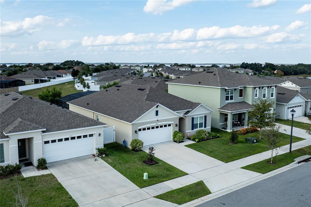 For Sale: $369,000 (4 beds, 2 baths, 1867 Square Feet)