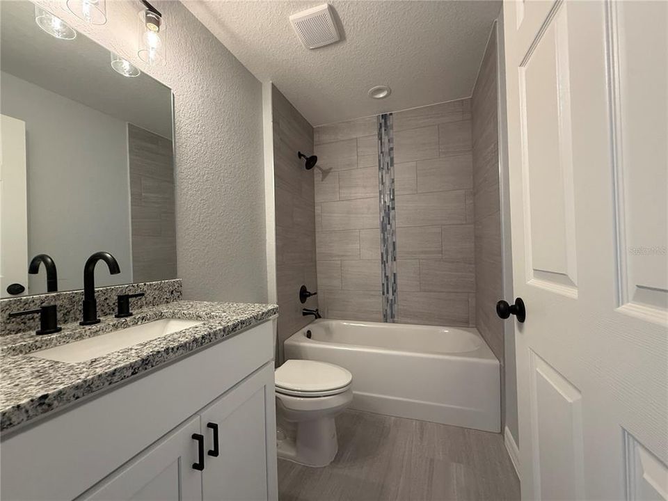 Active With Contract: $239,900 (3 beds, 2 baths, 1380 Square Feet)