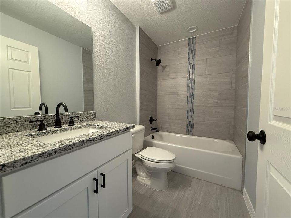 Active With Contract: $239,900 (3 beds, 2 baths, 1380 Square Feet)