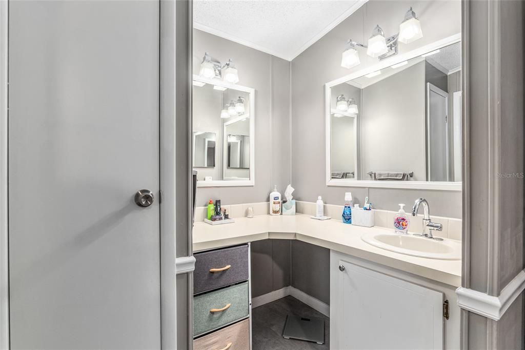 En Venta: $210,000 (2 camas, 2 baños, 1180 Pies cuadrados)