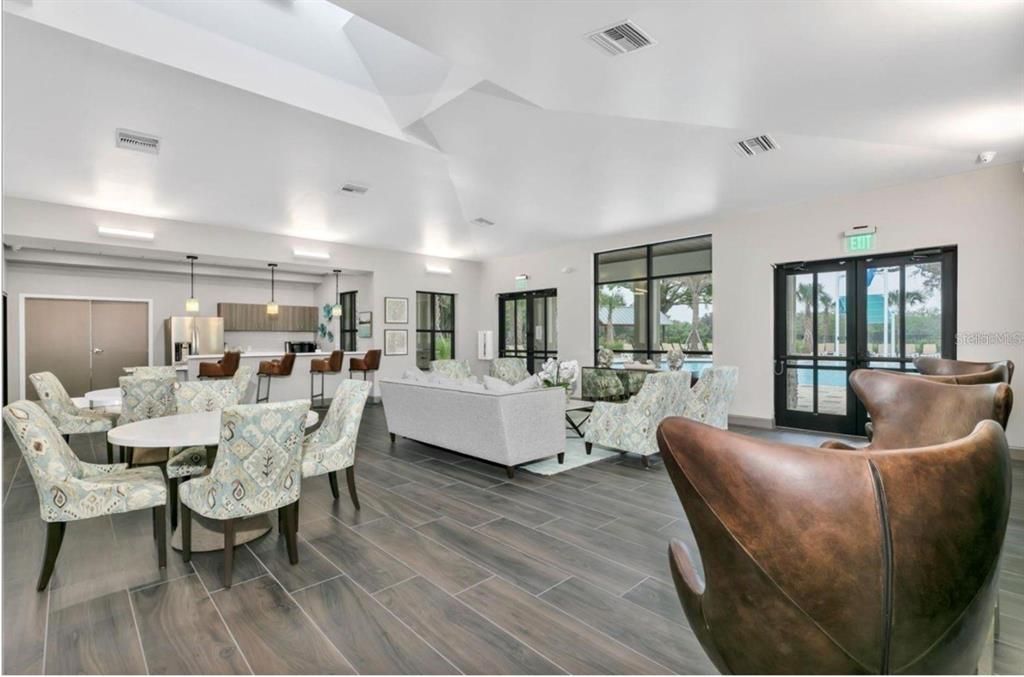 For Rent: $2,900 (4 beds, 3 baths, 2044 Square Feet)