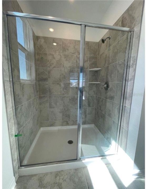 For Rent: $2,900 (4 beds, 3 baths, 2044 Square Feet)