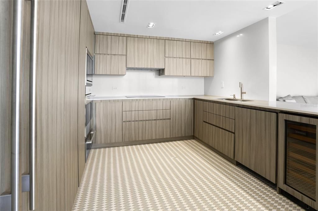 En Renta: $8,500 (3 camas, 2 baños, 2101 Pies cuadrados)