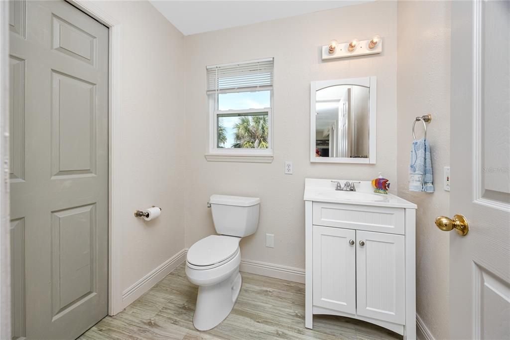 For Sale: $795,000 (3 beds, 2 baths, 1680 Square Feet)