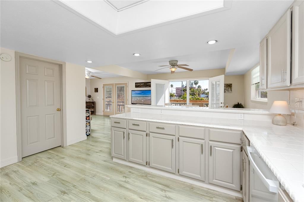 For Sale: $795,000 (3 beds, 2 baths, 1680 Square Feet)