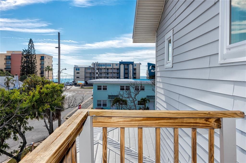 For Sale: $795,000 (3 beds, 2 baths, 1680 Square Feet)