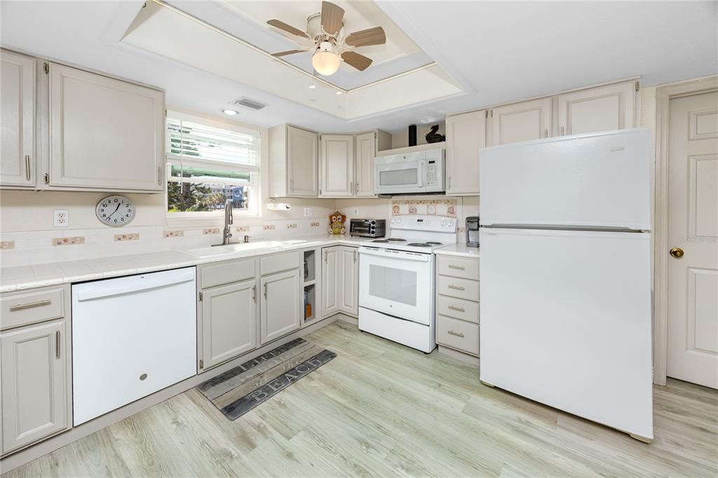 For Sale: $795,000 (3 beds, 2 baths, 1680 Square Feet)