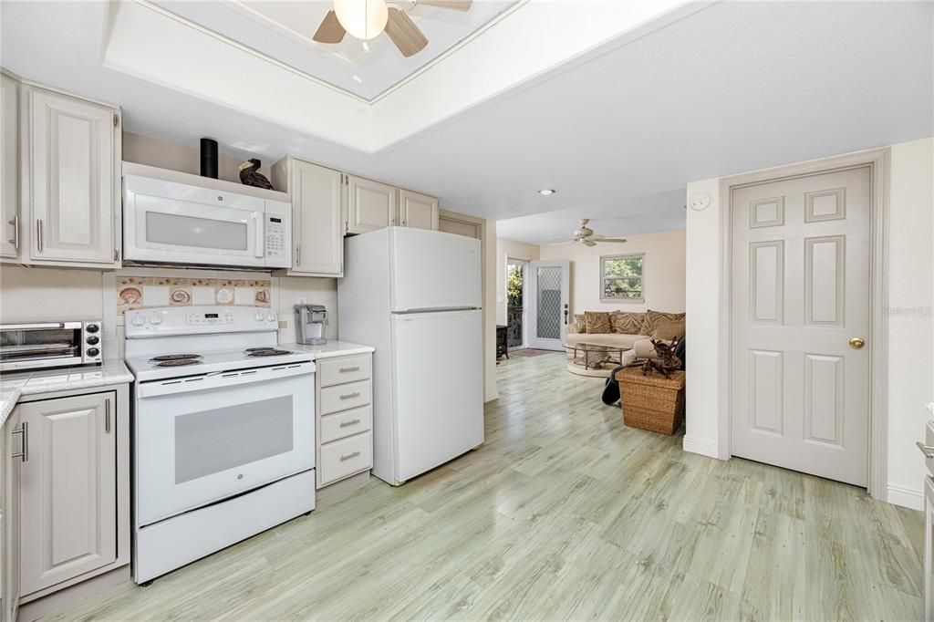 For Sale: $795,000 (3 beds, 2 baths, 1680 Square Feet)