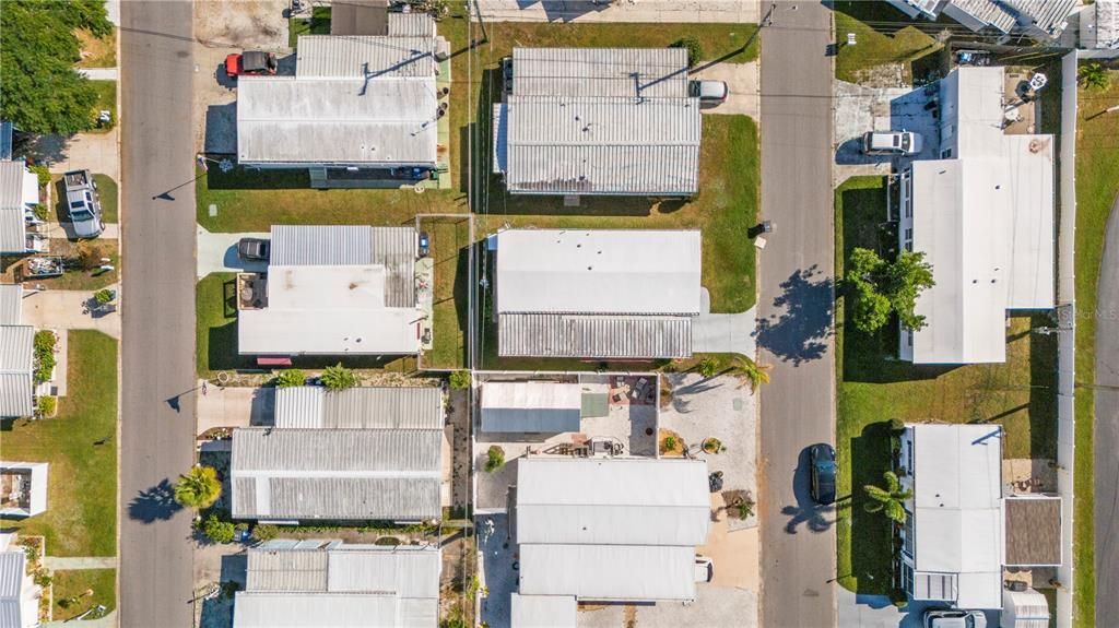 For Sale: $63,000 (2 beds, 2 baths, 550 Square Feet)