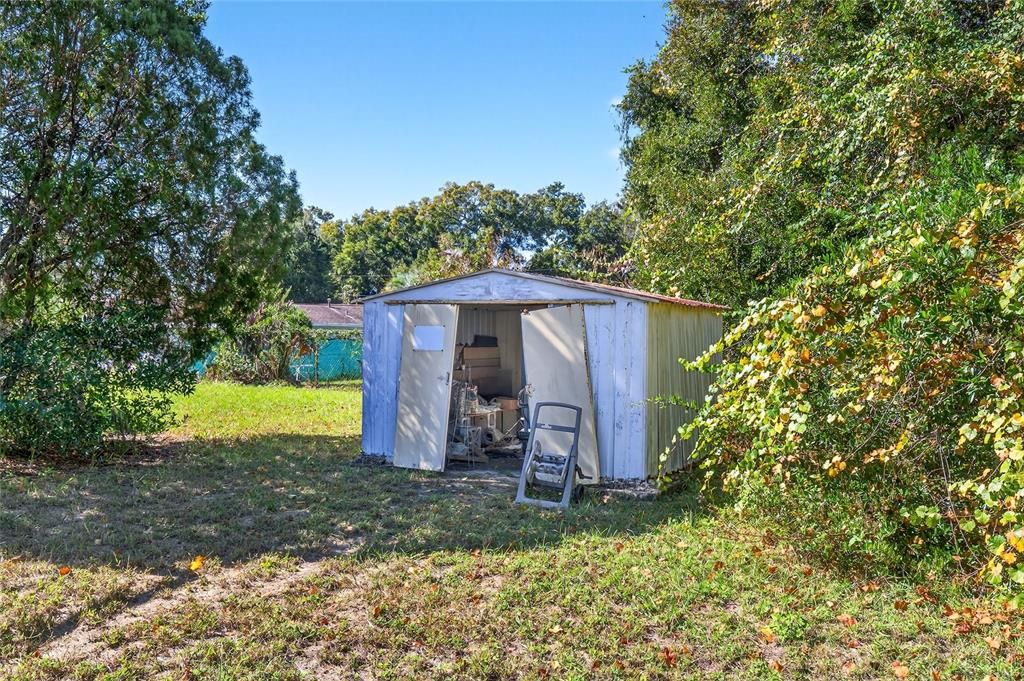 合同活跃: $175,000 (3 贝兹, 2 浴室, 1144 平方英尺)