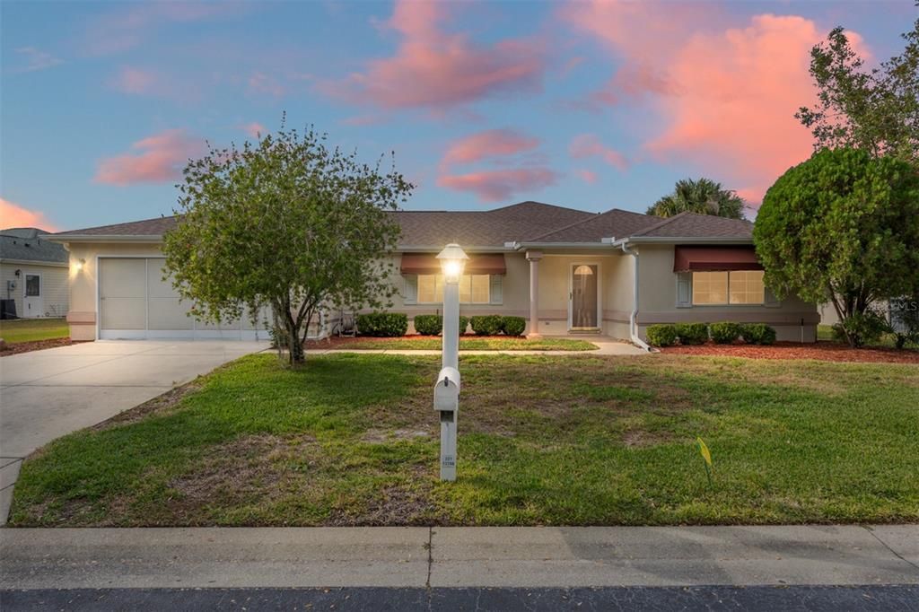 For Sale: $245,000 (2 beds, 2 baths, 2154 Square Feet)