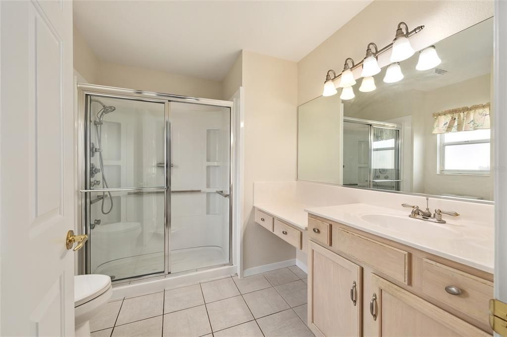 For Sale: $245,000 (2 beds, 2 baths, 2154 Square Feet)