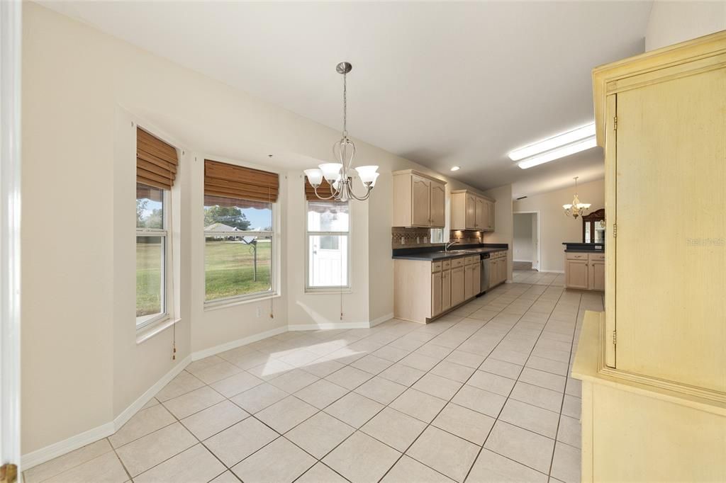 For Sale: $245,000 (2 beds, 2 baths, 2154 Square Feet)