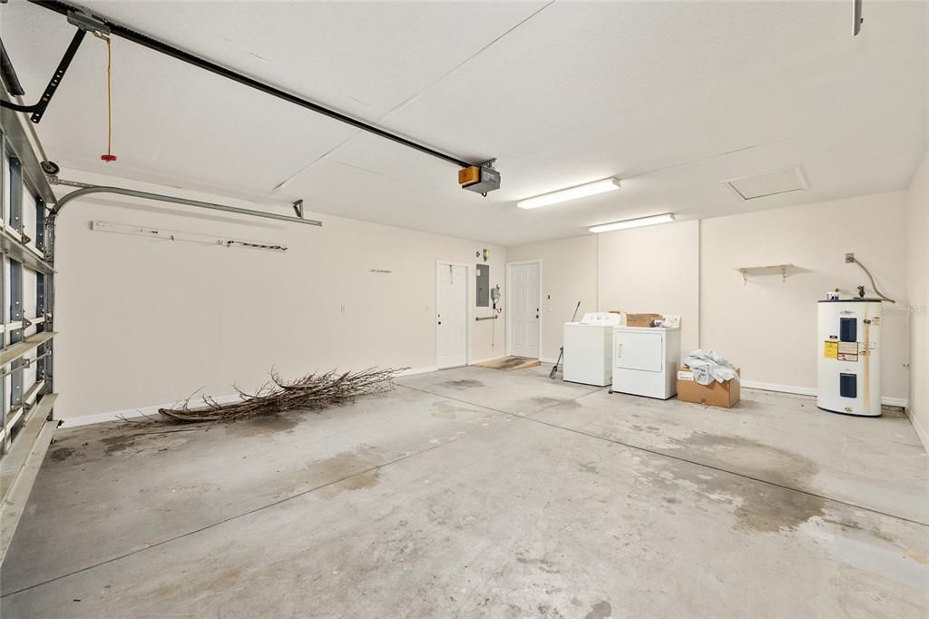 For Sale: $245,000 (2 beds, 2 baths, 2154 Square Feet)