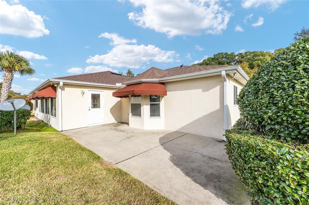 For Sale: $245,000 (2 beds, 2 baths, 2154 Square Feet)