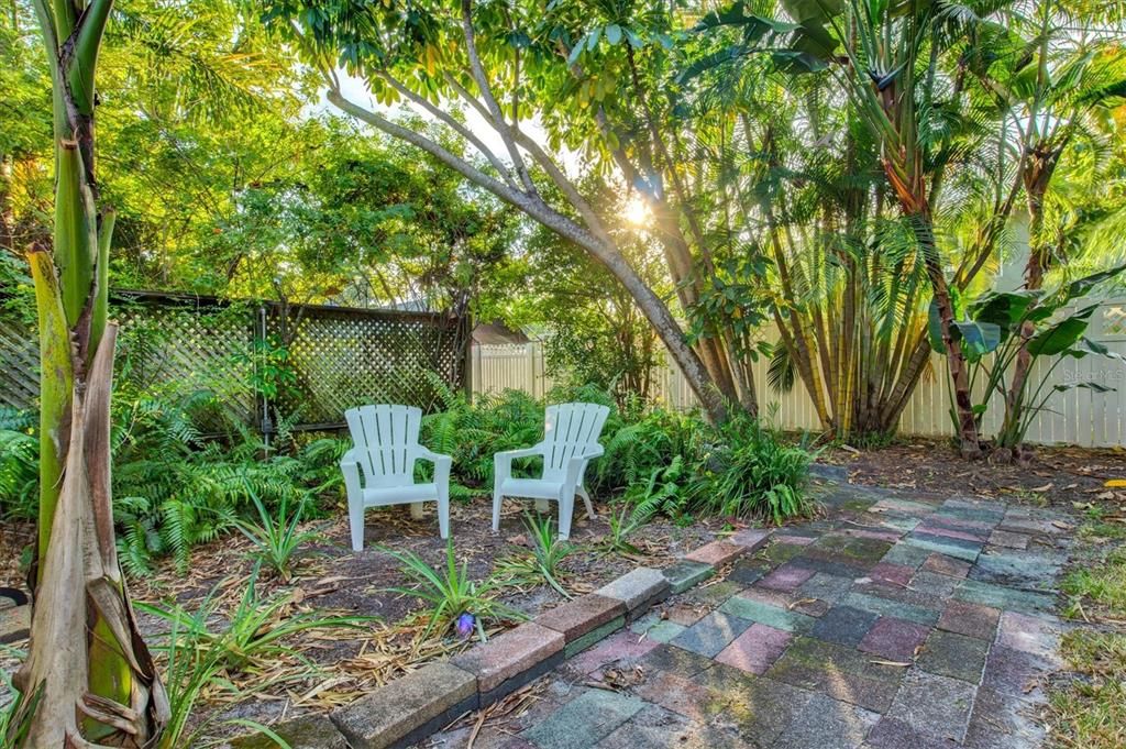 For Sale: $500,000 (3 beds, 2 baths, 1530 Square Feet)