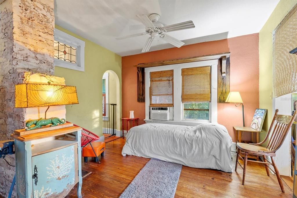 For Sale: $500,000 (3 beds, 2 baths, 1530 Square Feet)