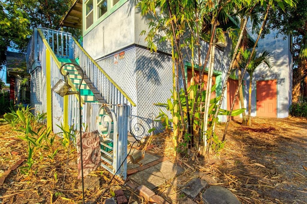 For Sale: $500,000 (3 beds, 2 baths, 1530 Square Feet)