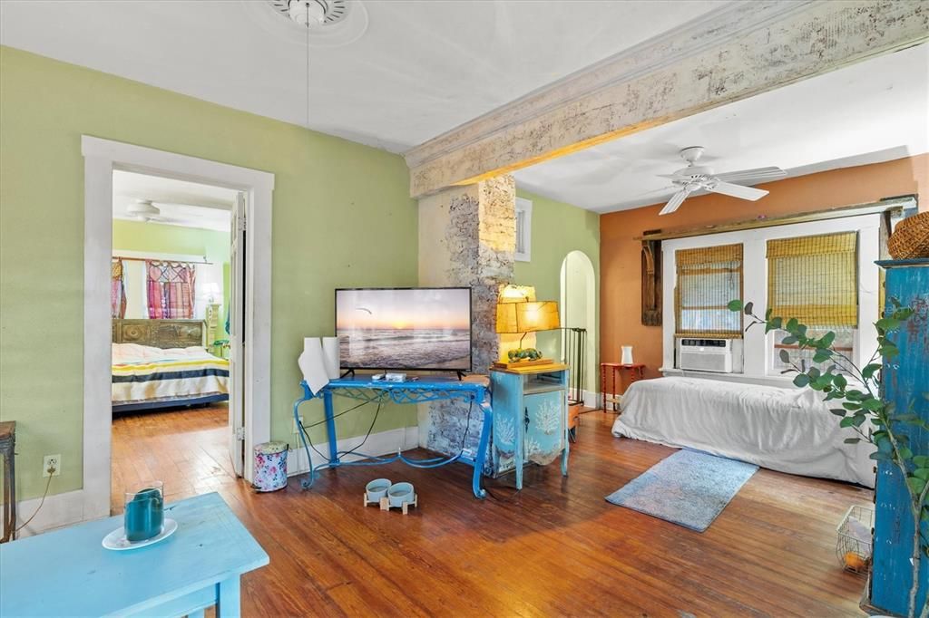 For Sale: $500,000 (3 beds, 2 baths, 1530 Square Feet)