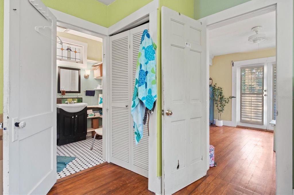 For Sale: $500,000 (3 beds, 2 baths, 1530 Square Feet)