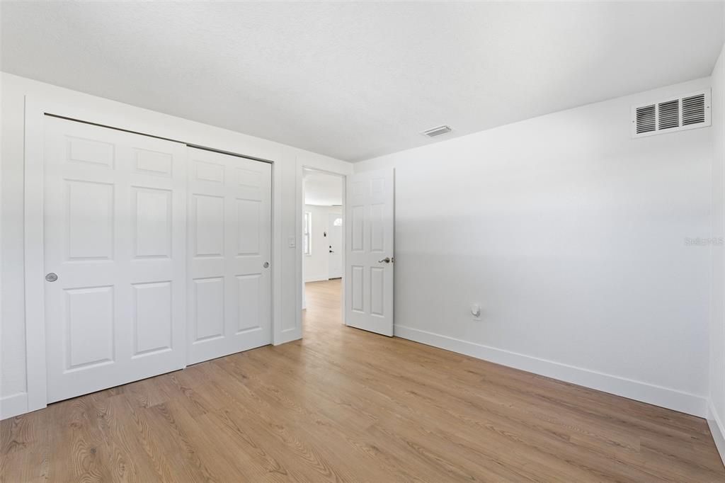 Activo con contrato: $225,000 (2 camas, 2 baños, 746 Pies cuadrados)