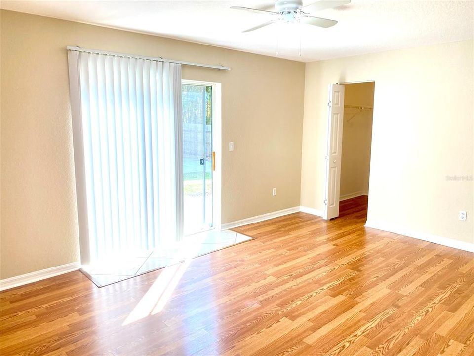 出租: $1,900 (3 贝兹, 2 浴室, 1399 平方英尺)