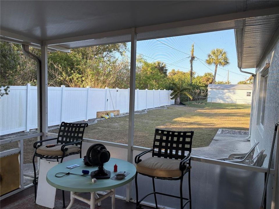 For Sale: $398,800 (3 beds, 2 baths, 1494 Square Feet)