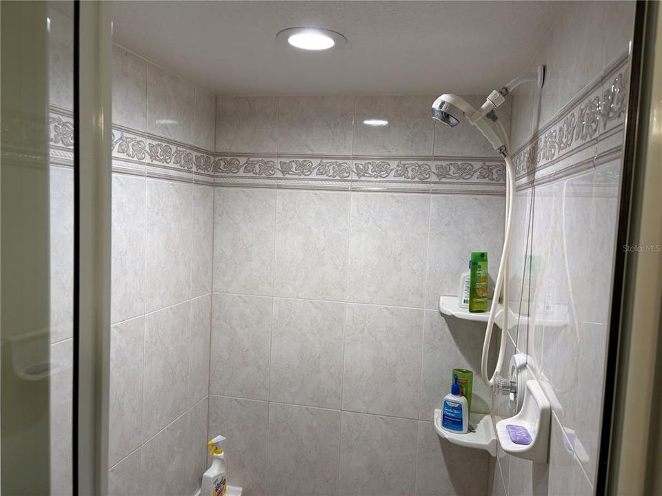 For Sale: $398,800 (3 beds, 2 baths, 1494 Square Feet)