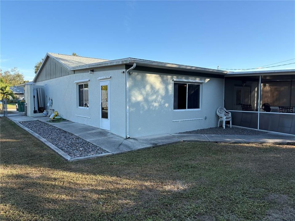 For Sale: $398,800 (3 beds, 2 baths, 1494 Square Feet)