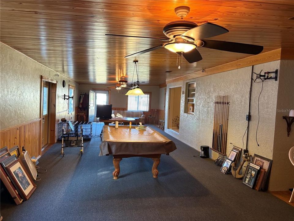 For Sale: $398,800 (3 beds, 2 baths, 1494 Square Feet)