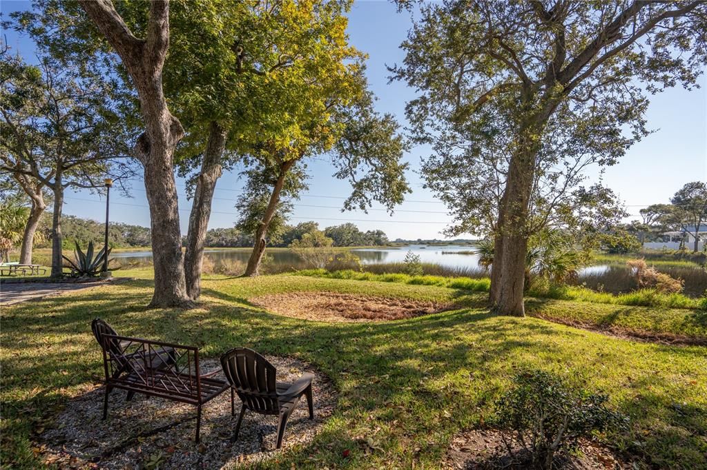 待售: $155,000 (1 贝兹, 1 浴室, 604 平方英尺)