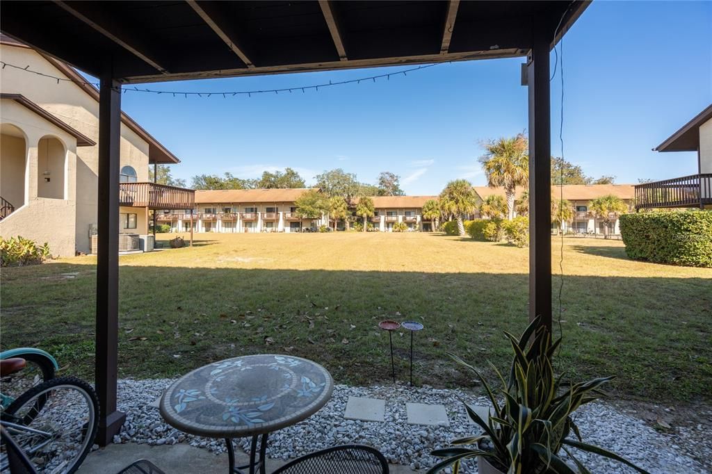 待售: $155,000 (1 贝兹, 1 浴室, 604 平方英尺)