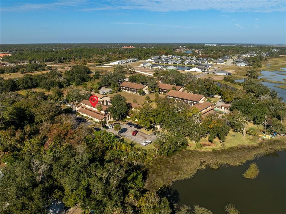 待售: $155,000 (1 贝兹, 1 浴室, 604 平方英尺)