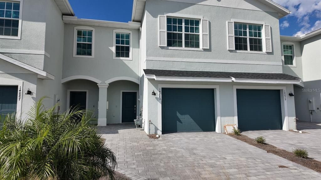 В аренду: $1,900 (3 спален, 2 ванн, 1879 Квадратных фут)