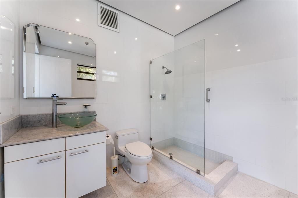 待售: $3,500,000 (7 贝兹, 8 浴室, 7874 平方英尺)