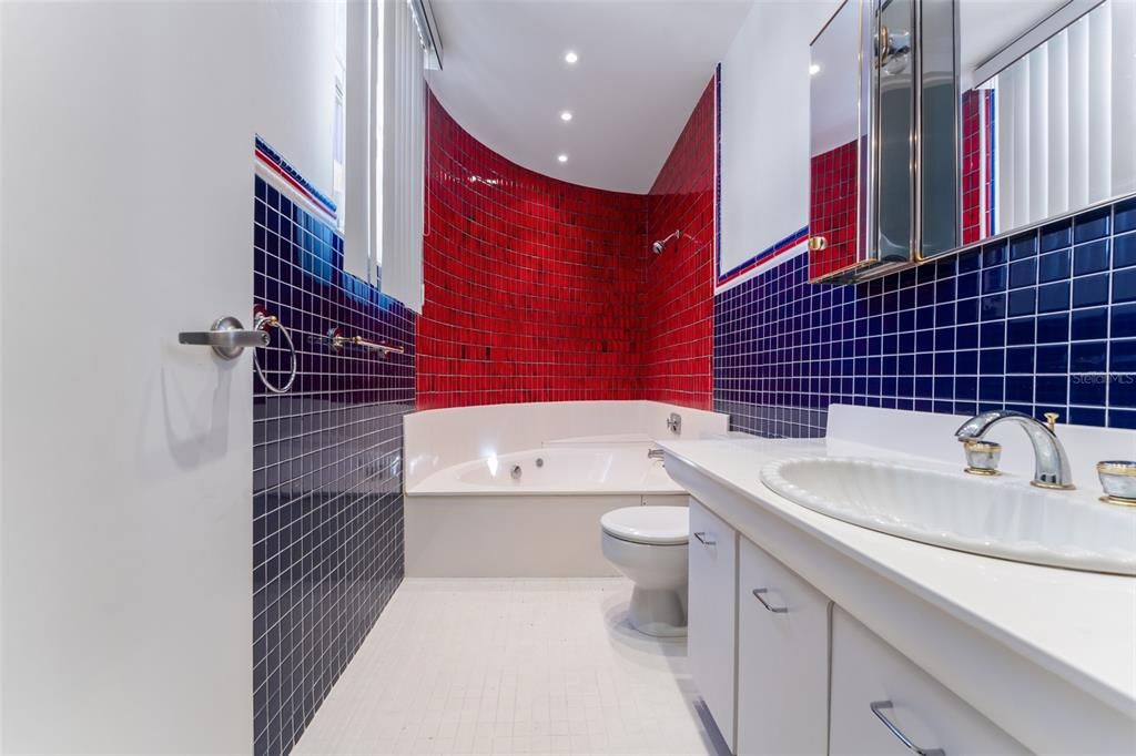 待售: $3,500,000 (7 贝兹, 8 浴室, 7874 平方英尺)