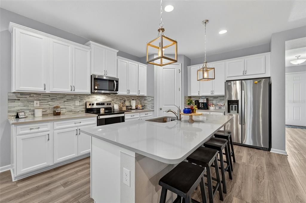 En Venta: $475,000 (3 camas, 2 baños, 2179 Pies cuadrados)