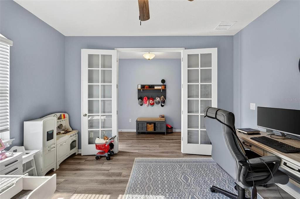 En Venta: $475,000 (3 camas, 2 baños, 2179 Pies cuadrados)