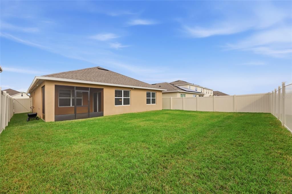 For Sale: $375,000 (3 beds, 2 baths, 1664 Square Feet)