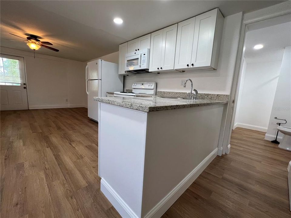 For Rent: $1,500 (2 beds, 1 baths, 1200 Square Feet)